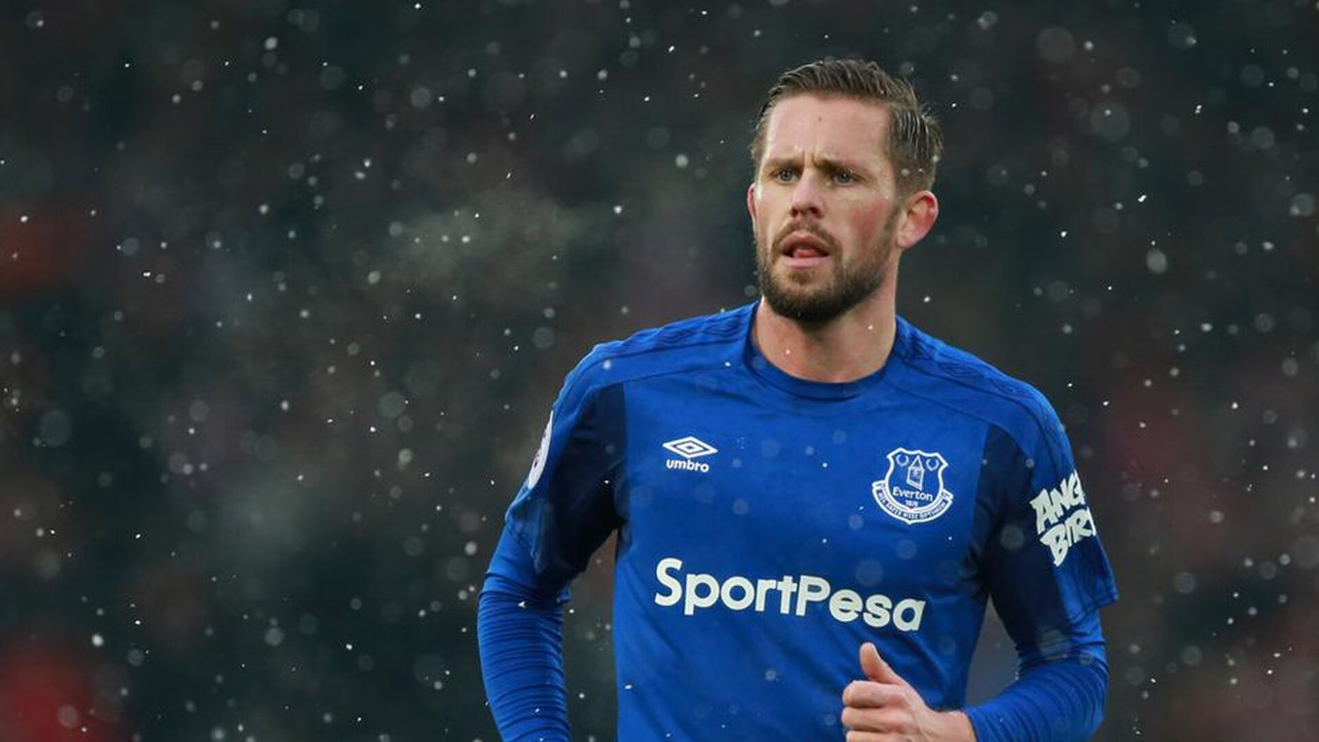 奇才巅峰对决,霍勒迪关键三分助山西队胜出